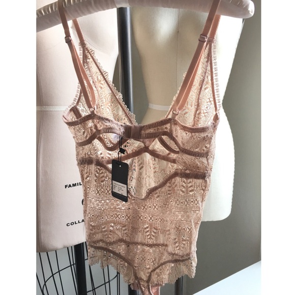 🌟NWT Else Ivy Soft Cup Lace Bodysuit size XS🌟 - Picture 3 of 8